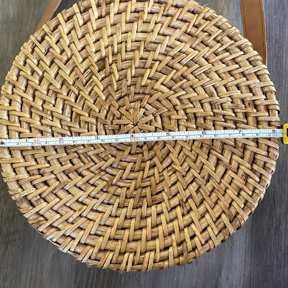 Forever 21 Rattan Circular Handbag - Picture 10 of 15